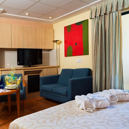 Hotel Rh Arena Gandia Bagian luar foto