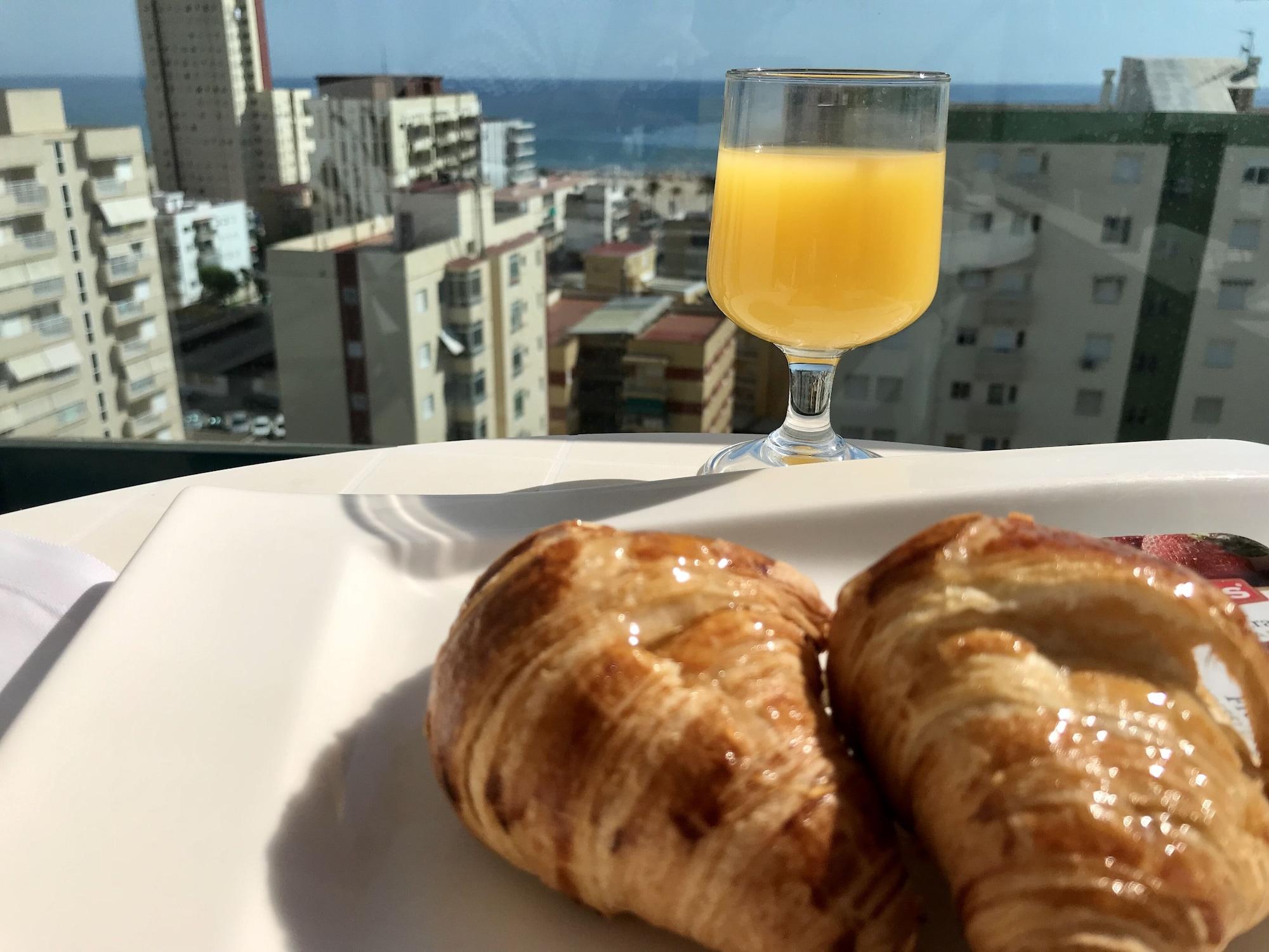 Hotel Rh Arena Gandia Bagian luar foto