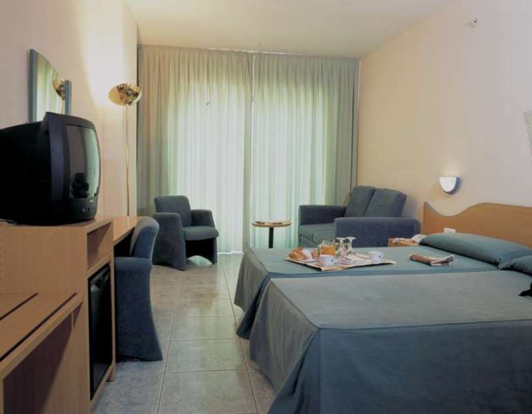 Hotel Rh Arena Gandia Bagian luar foto