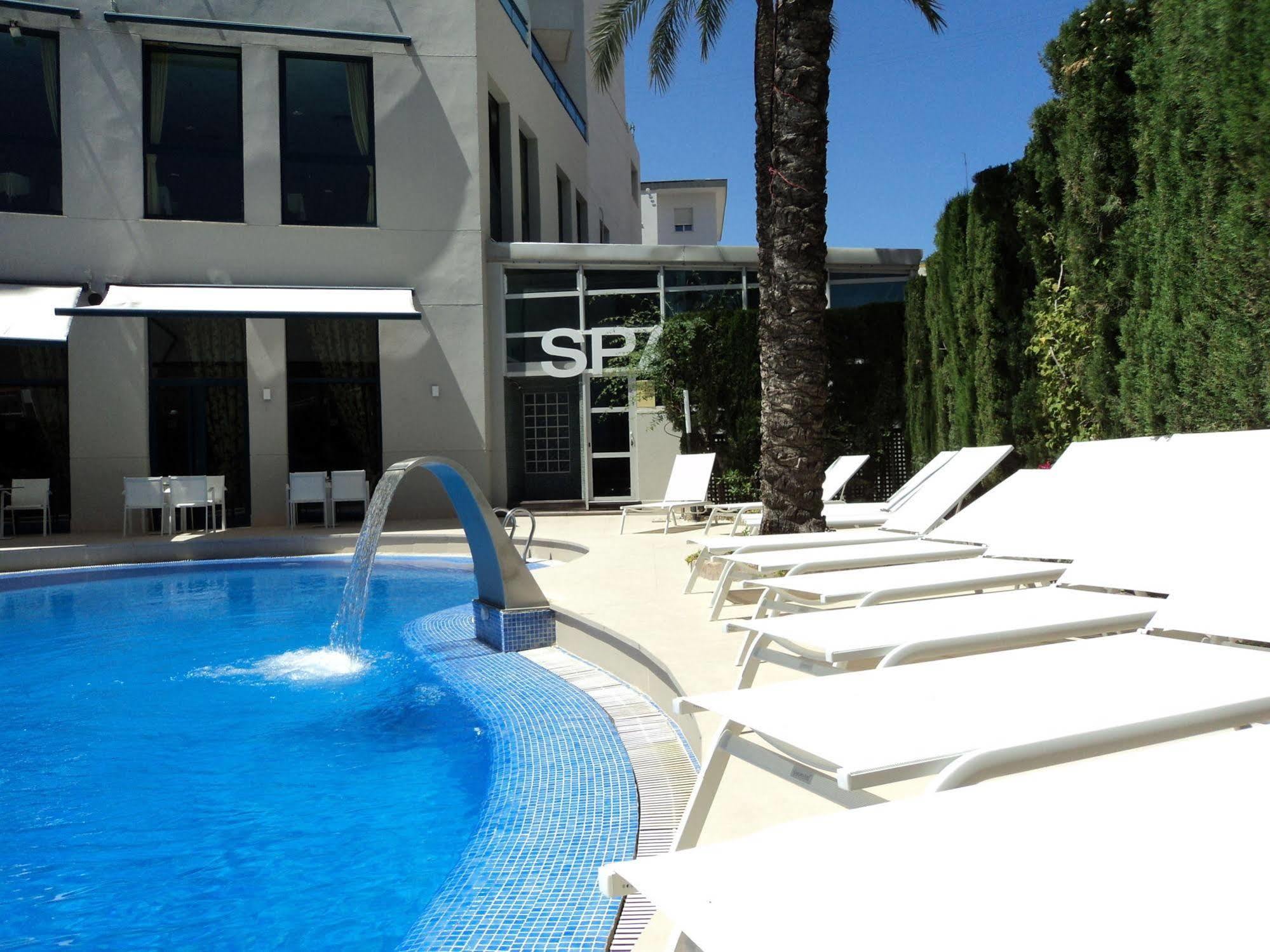 Hotel Rh Arena Gandia Bagian luar foto